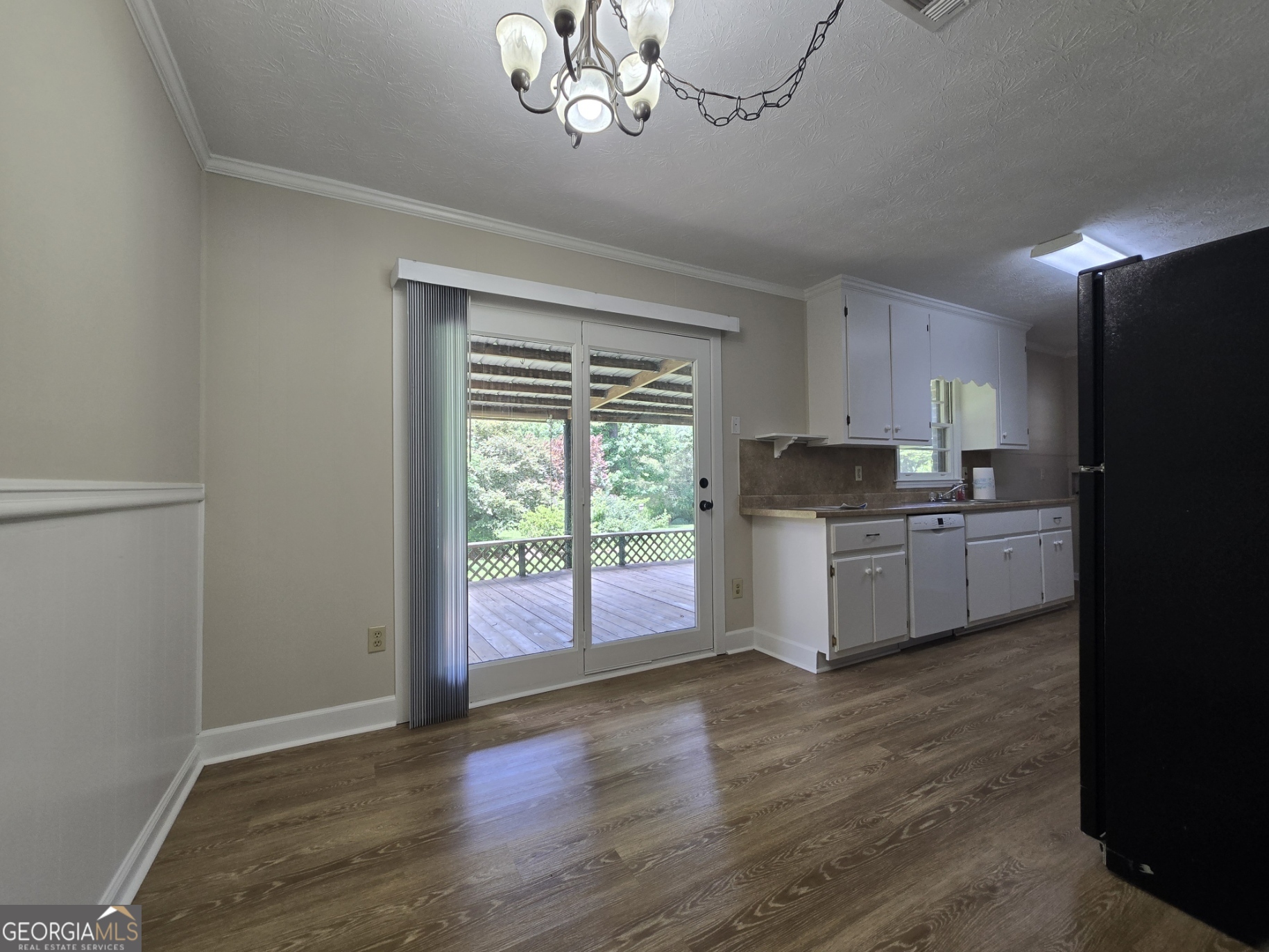 606 Viewpoint Drive Jackson, GA 30233 - Photo 7 of 29