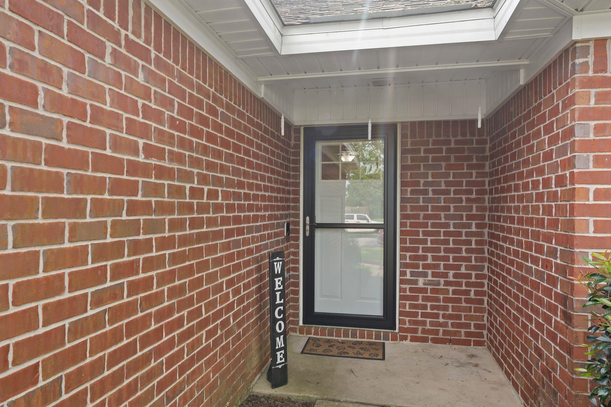 1660 Abbey Loop Foley, AL 36535 - Photo 3 of 31