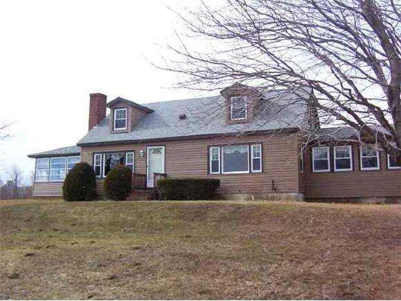 86 Garland Road Barnstead, NH 03218 - Photo 1 of 9