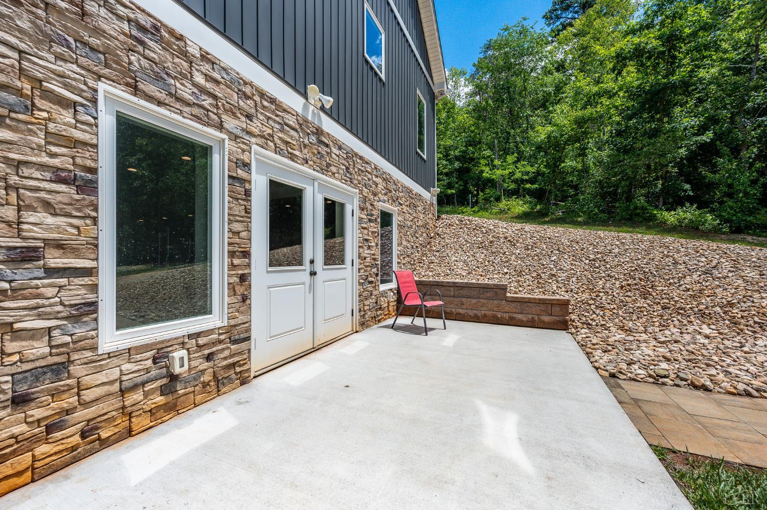 1614 Venturous Trail Goode, VA 24556 - Photo 55 of 72