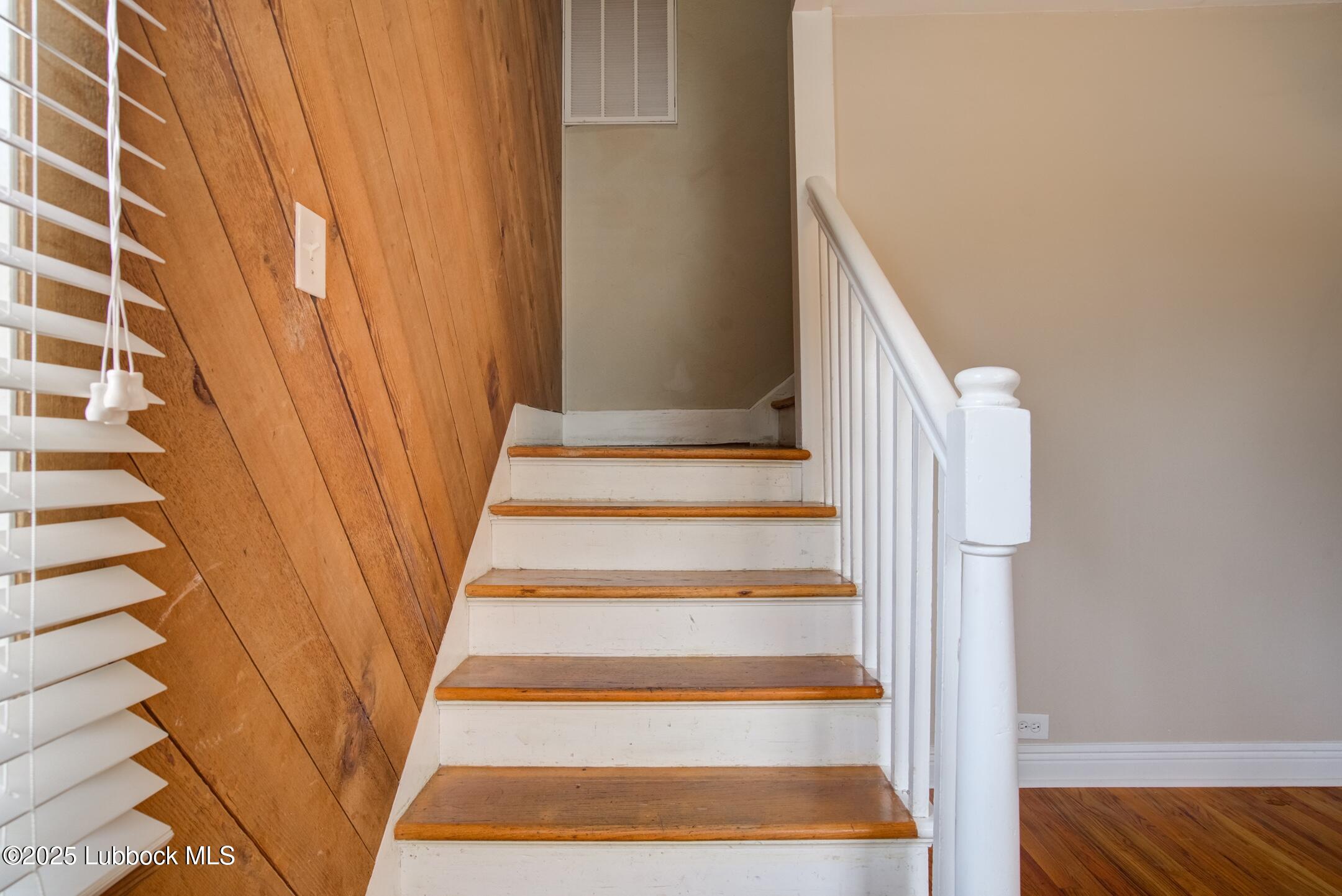 2308 28th Street Lubbock, TX 79411 - Photo 16 of 21 a view of entryway