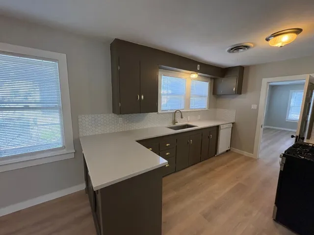 $2,595 | 4620 Bennett Avenue, Austin, TX 78751