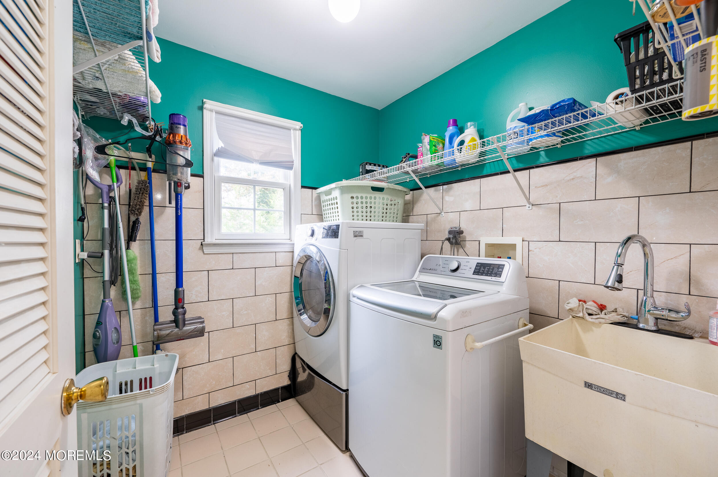 54 New Friendship Road Howell, NJ 07731 - Photo 31 of 46 Laundry