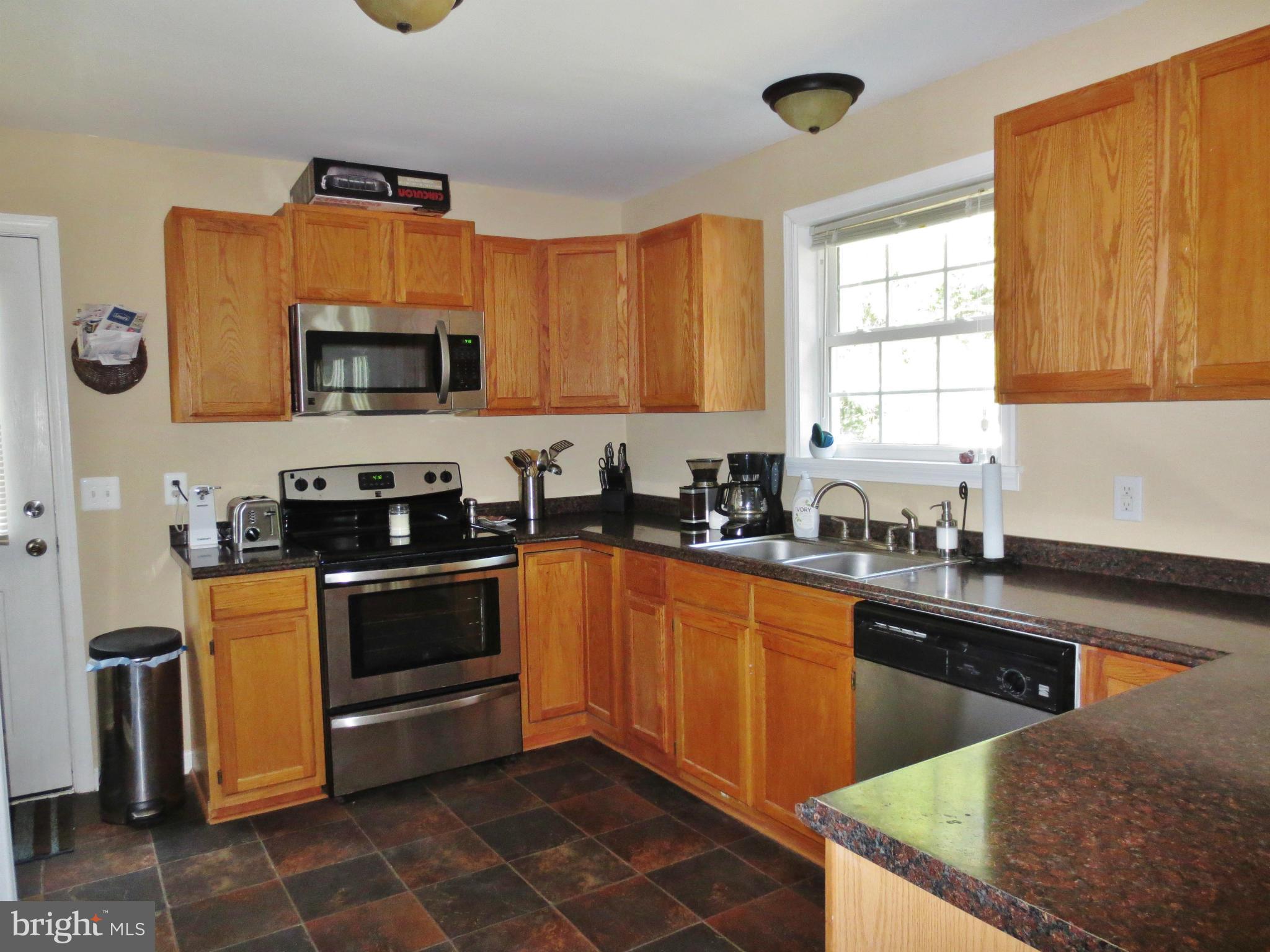 12303 Scotts Mill Road Culpeper, VA 22701 - Photo 5 of 26 Kitchen