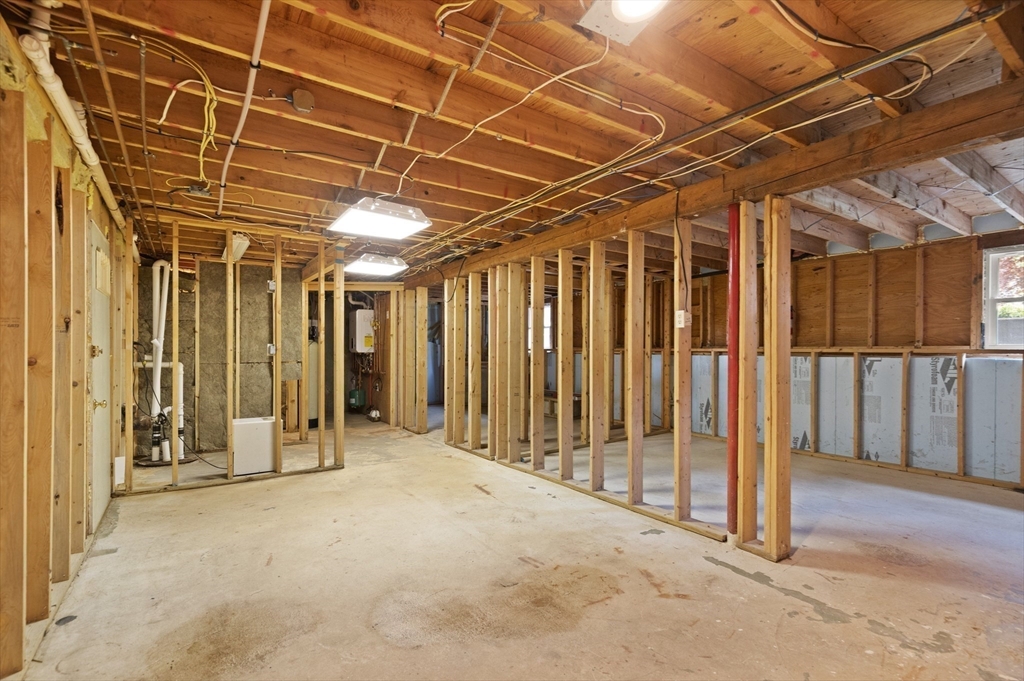 5 R Brooks Road Gloucester, MA 01930 - Photo 28 of 41