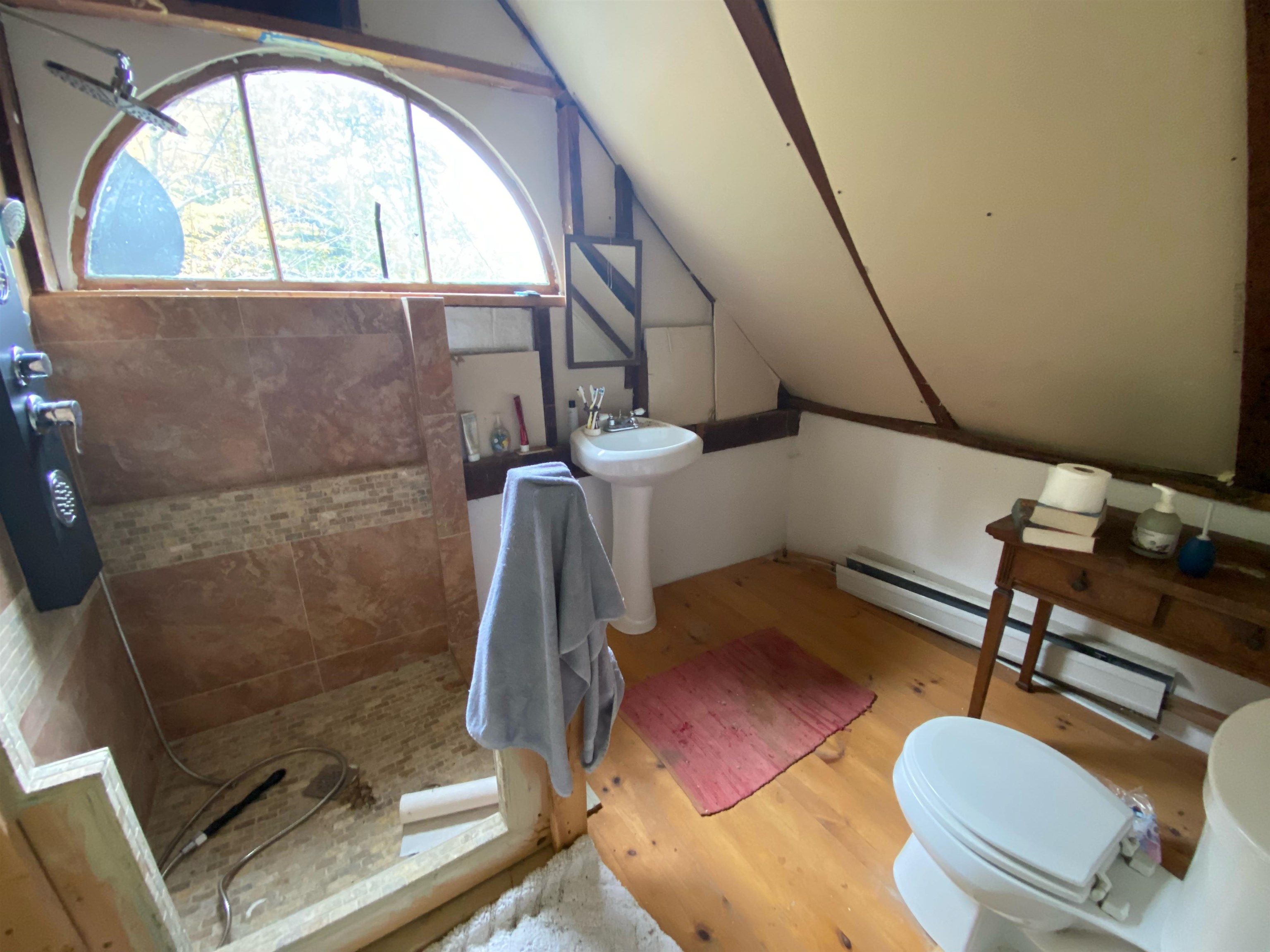 90 East Hill Road Wardsboro, VT 05355 - Photo 10 of 15