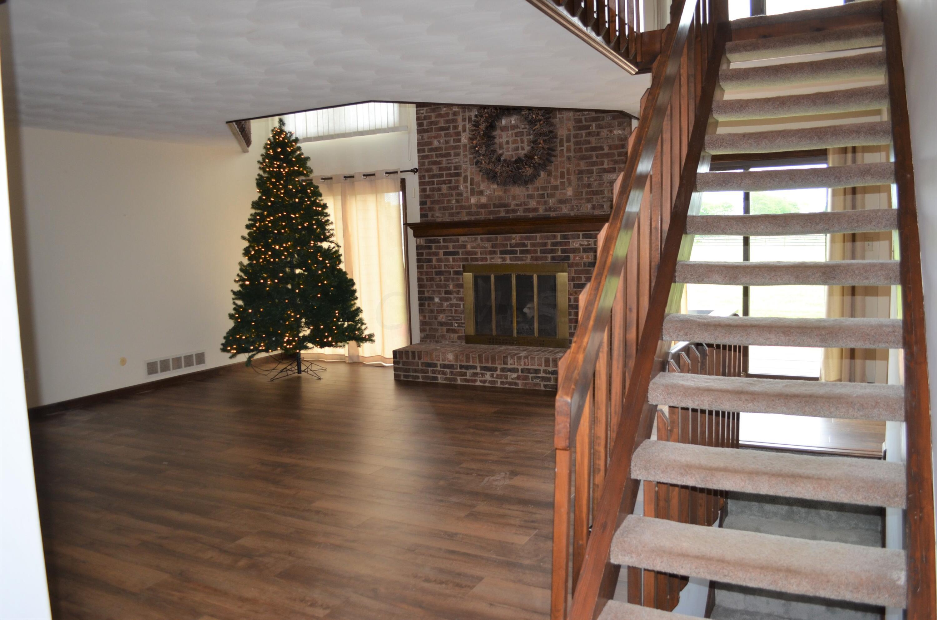 520 Murnan Road Galloway, OH 43119 - Photo 8 of 33 Gallery Image 8