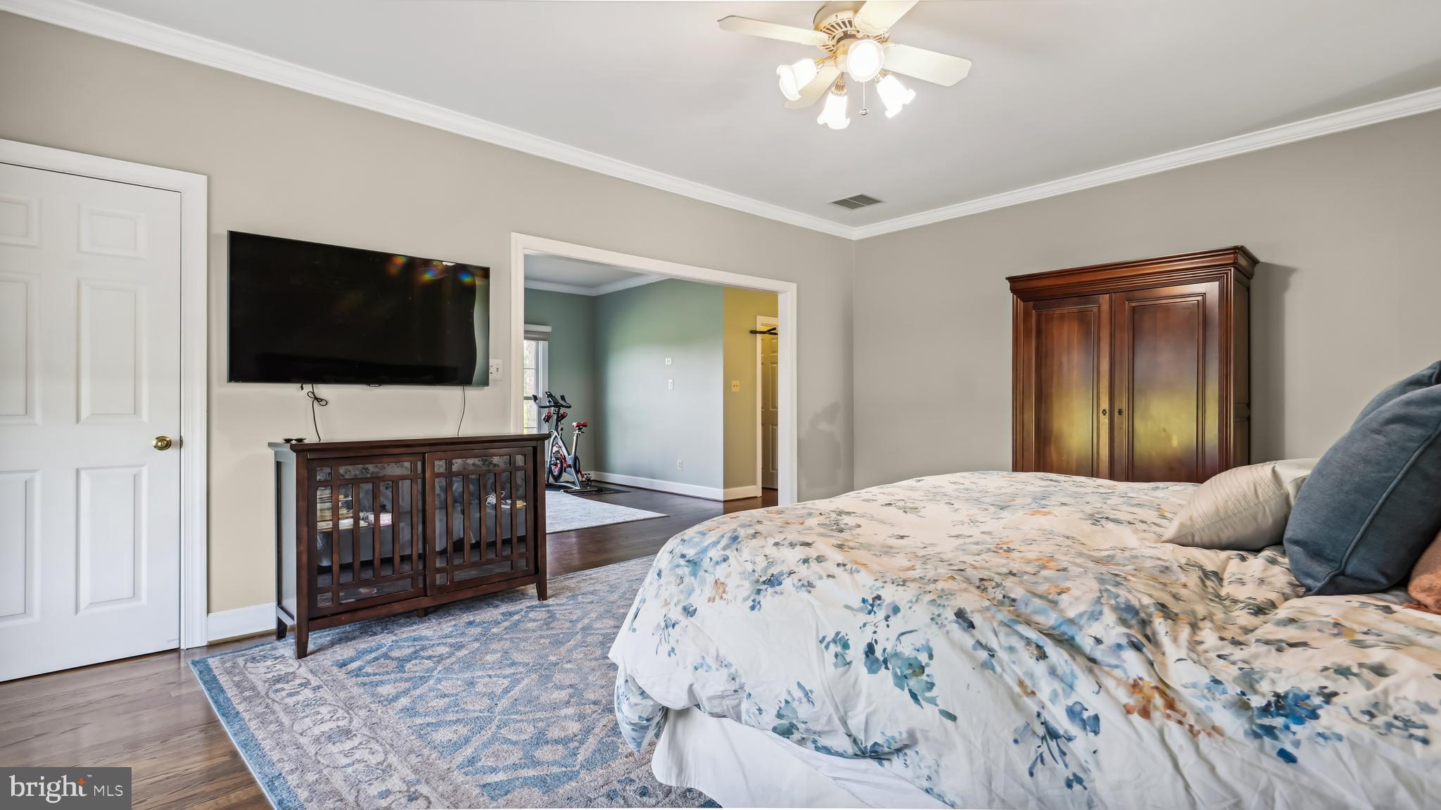 16115 Hamilton Station Road Waterford, VA 20197 - Photo 25 of 65 Primary Bedroom