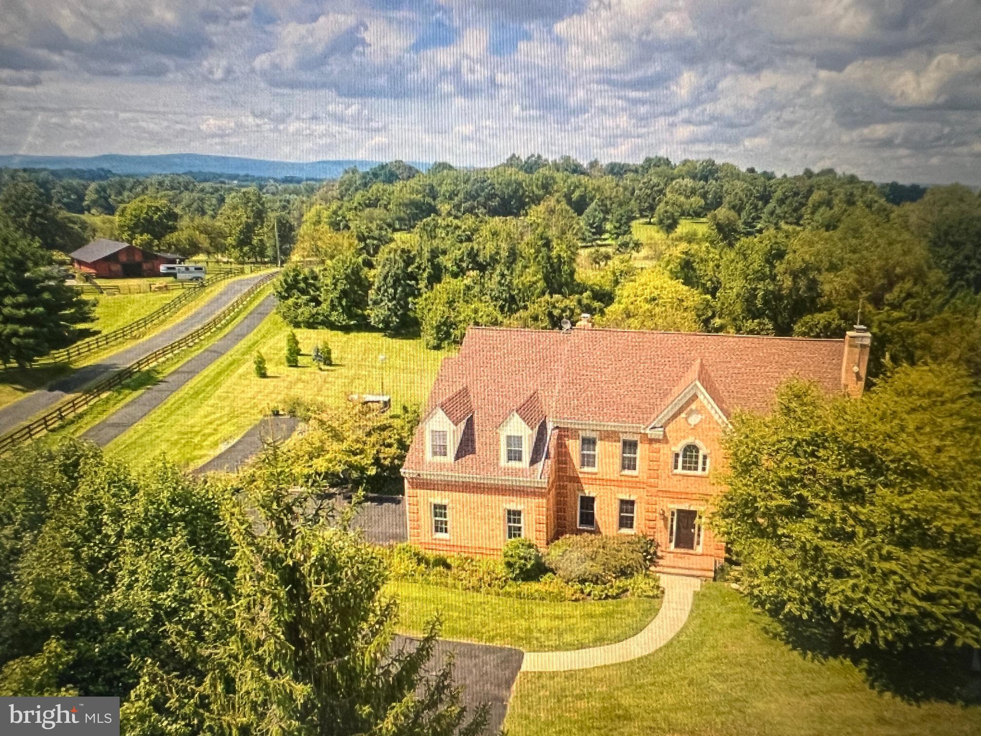 16115 Hamilton Station Road Waterford, VA 20197 - Photo 3 of 65 Gallery Image 3