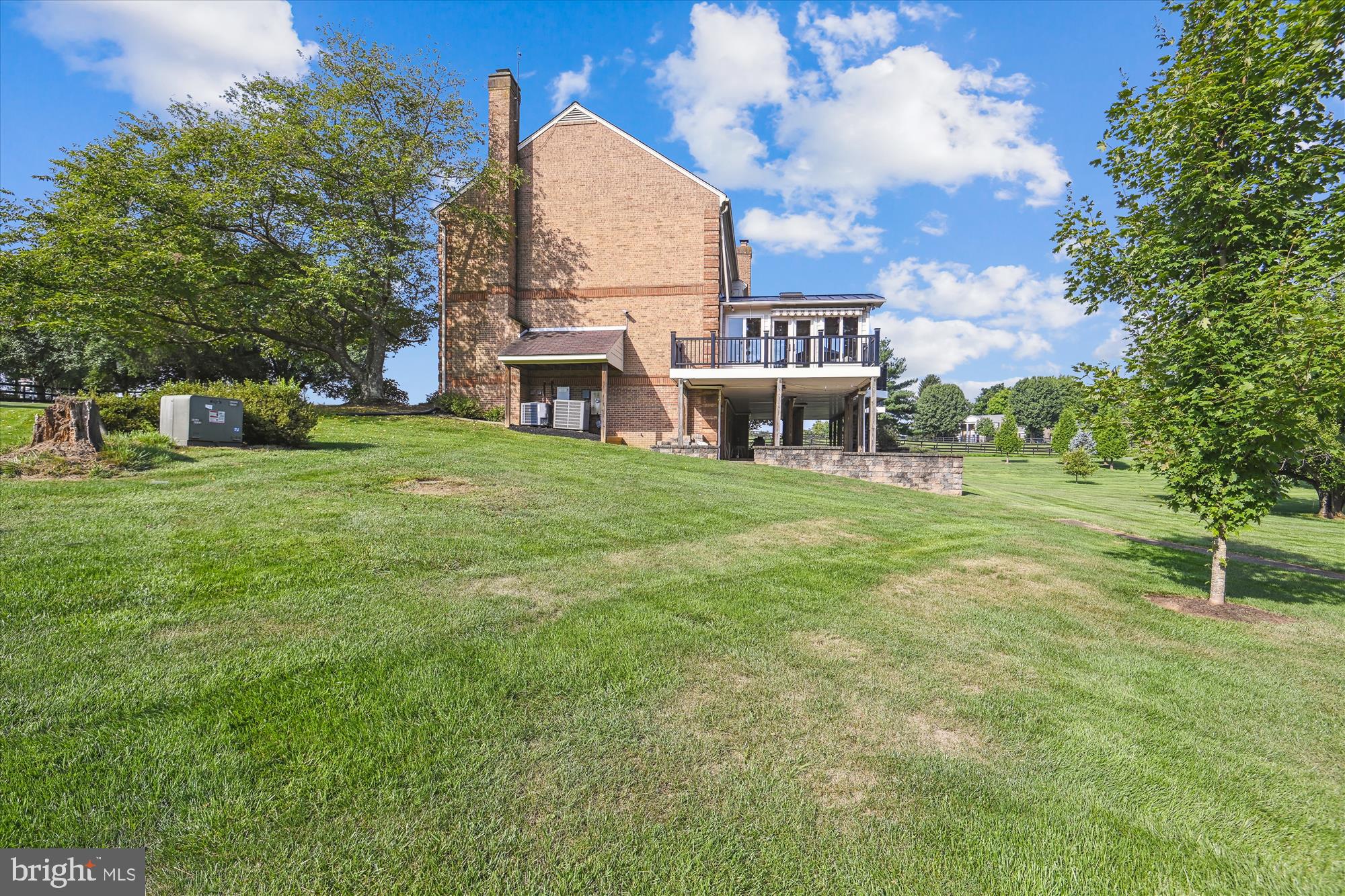 16115 Hamilton Station Road Waterford, VA 20197 - Photo 65 of 65 Side Elevation