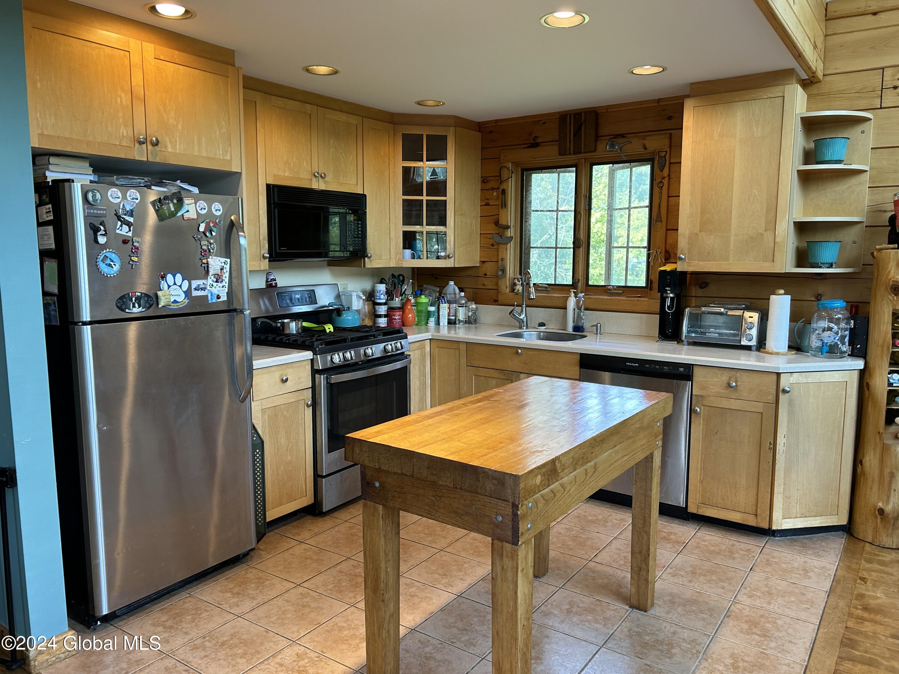 19 Baldwin Road Ticonderoga, NY 12883 - Photo 7 of 10 IMG_3623