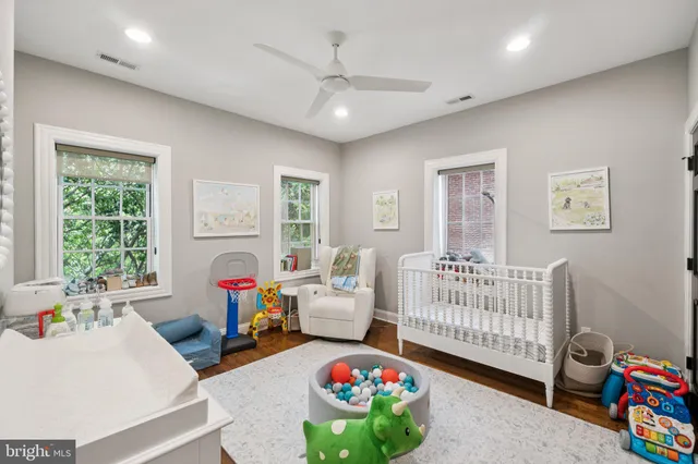 $2,250,000 | 407 Independence Avenue Southeast, Washington, DC 20003