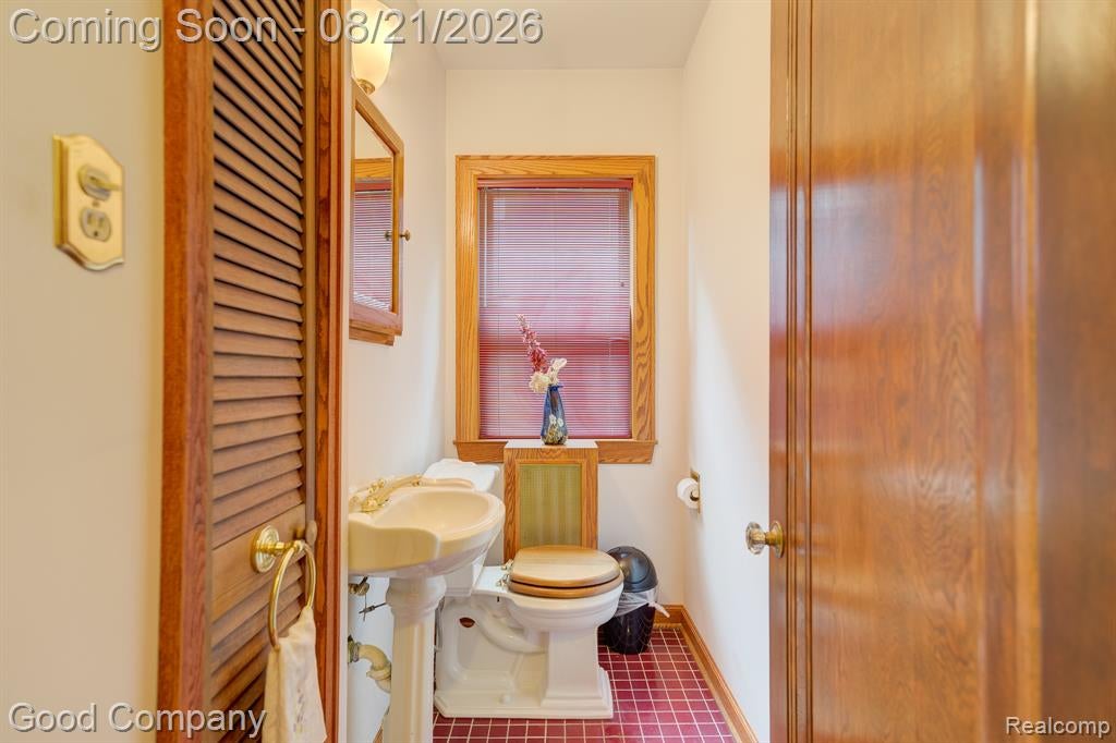 23 Hanover Road Pleasant Ridge, MI 48069 - Photo 21 of 52 Gallery Image 21