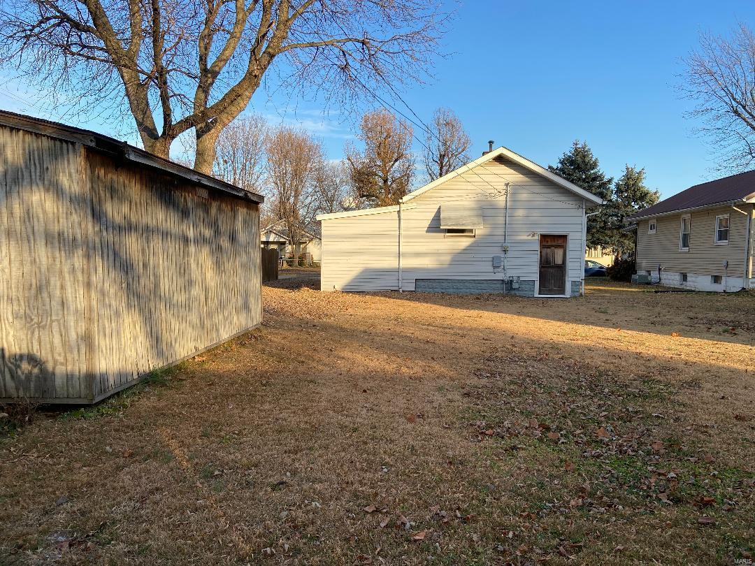 316 North Maple Avenue Roxana, IL 62084 - Photo 15 of 17
