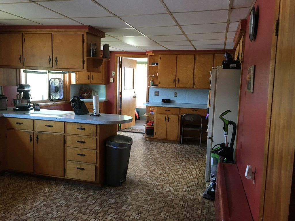 8564 Newcomb Road Long Lake, NY 12847 - Photo 4 of 26 Gallery Image 4
