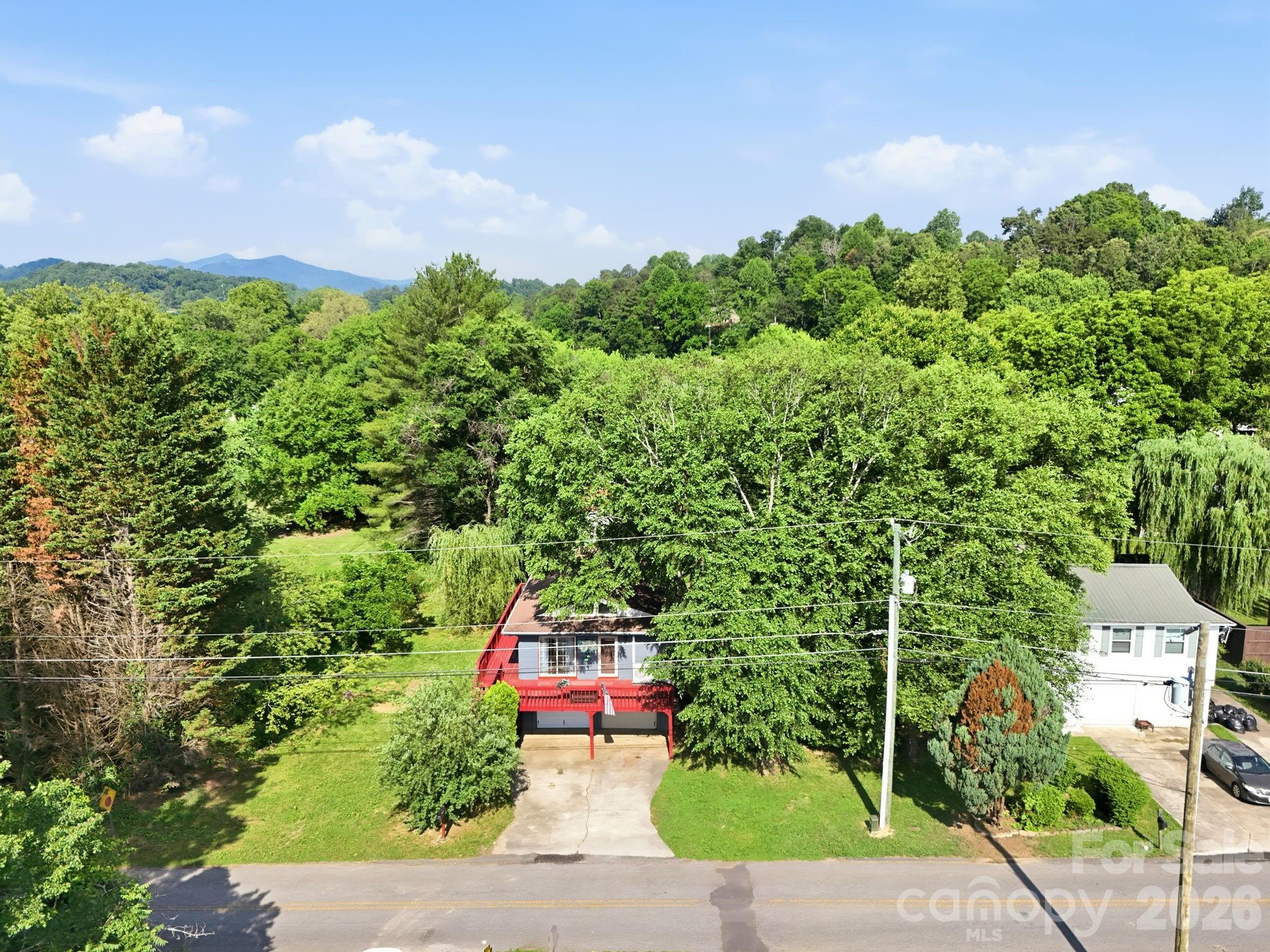65 Spencer Street Clyde, NC 28721 - Photo 8 of 34