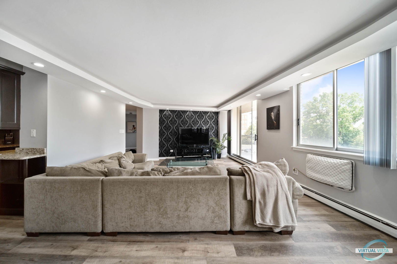 20 North Tower Road, Unit 2A Oak Brook, IL 60523 - Photo 13 of 21