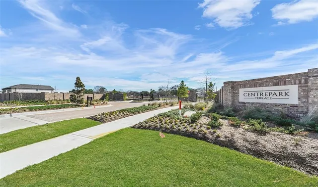 $470,000 | 4007 Centre Valley Lane, Houston, TX 77043