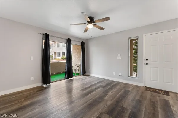 $1,440 | 3160 Tarpon, Unit 102, Las Vegas, NV 89120