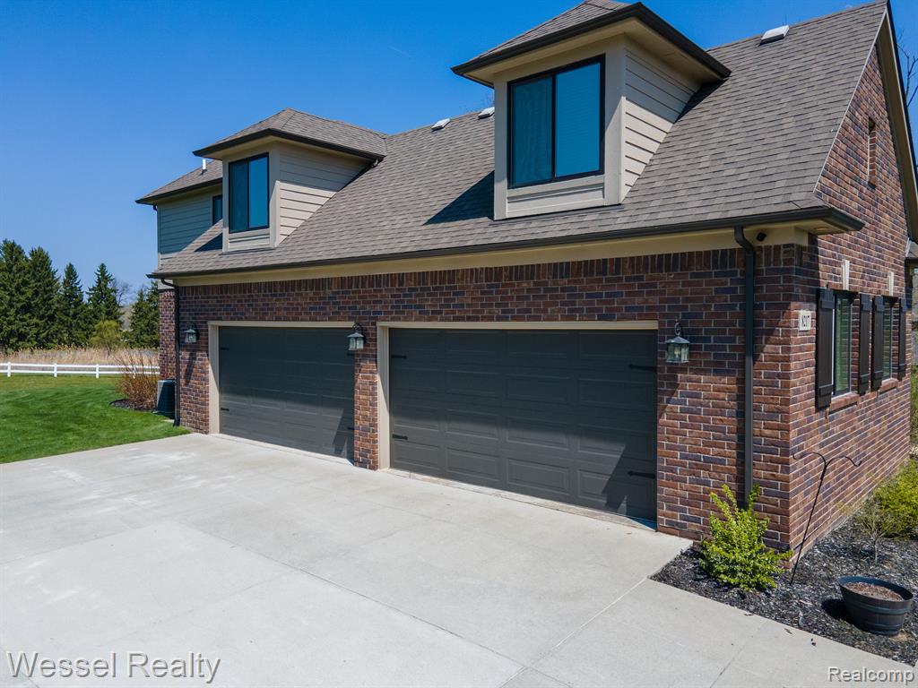 8217 Tamarack Lane Romeo, MI 48065 - Photo 37 of 43