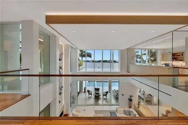 $12,500,000 | 6900 Southeast Harbor Circle, Stuart, FL 34996