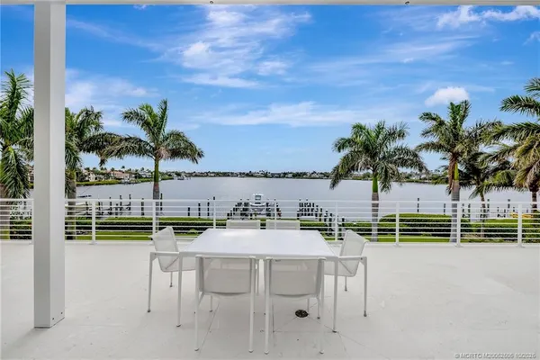 $12,500,000 | 6900 Southeast Harbor Circle, Stuart, FL 34996