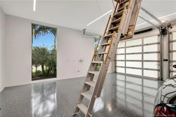 $12,500,000 | 6900 Southeast Harbor Circle, Stuart, FL 34996