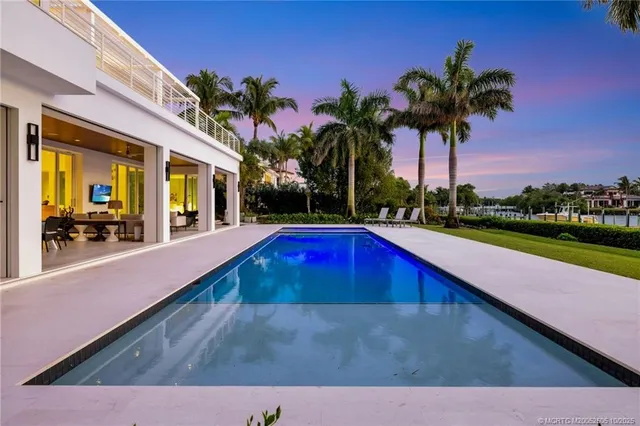 $14,995,000 | 6900 Southeast Harbor Circle, Stuart, FL 34996