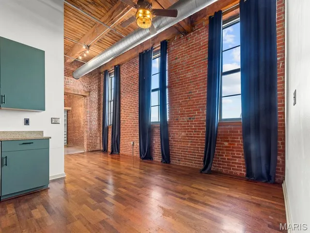 $185,000 | 721 North 17th Street, Unit 203, St. Louis, MO 63103