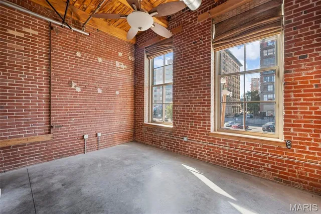 $195,000 | 721 North 17th Street, Unit 203, St. Louis, MO 63103