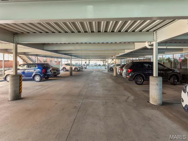 $185,000 | 721 North 17th Street, Unit 203, St. Louis, MO 63103