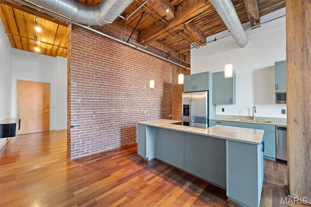 $195,000 | 721 North 17th Street, Unit 203, St. Louis, MO 63103