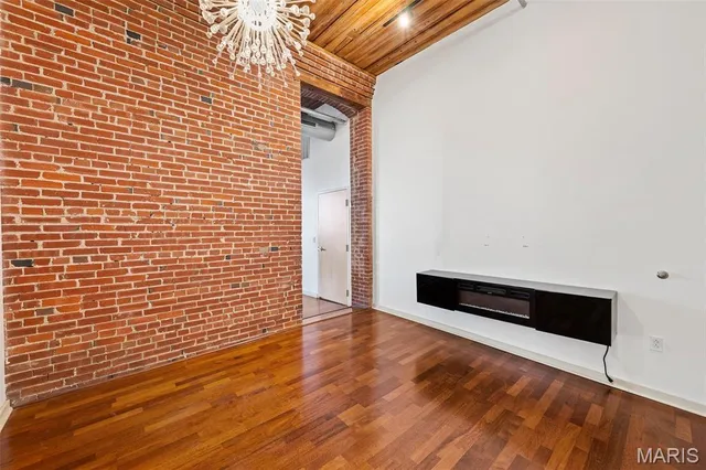 $195,000 | 721 North 17th Street, Unit 203, St. Louis, MO 63103