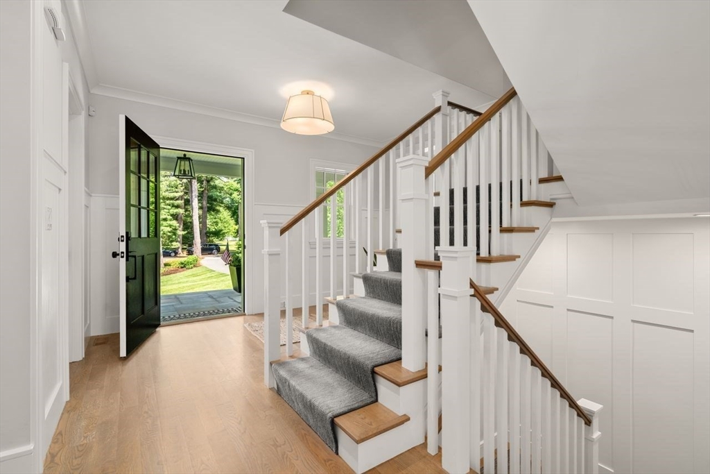 45 Longmeadow Road Wellesley, MA 02482 - Photo 19 of 42