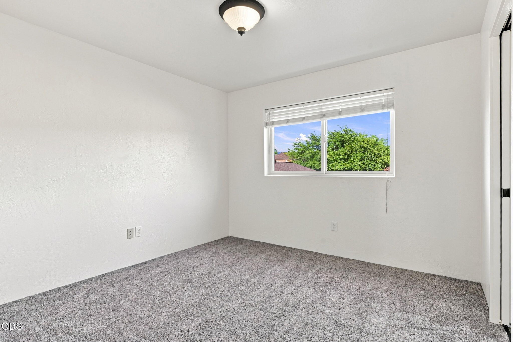 2210 East Barnett Road, Unit 9 Medford, OR 97504 - Photo 9 of 24 Gallery Image 9