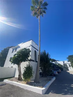 $1,895 | 2705 Northeast 9th Avenue, Unit 202, Wilton Manors, FL 33334