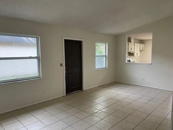 $1,795 | 3145 Huron Avenue, Unit B, Oldsmar, FL 34677