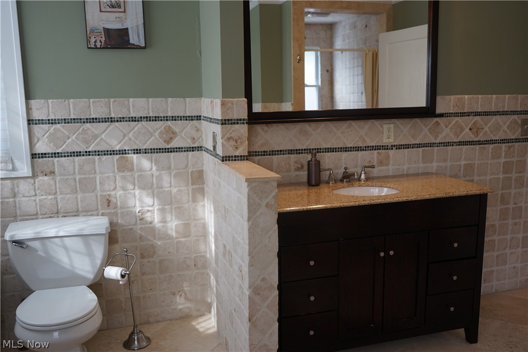 2954 Corydon Road Cleveland, OH 44118 - Photo 14 of 28
