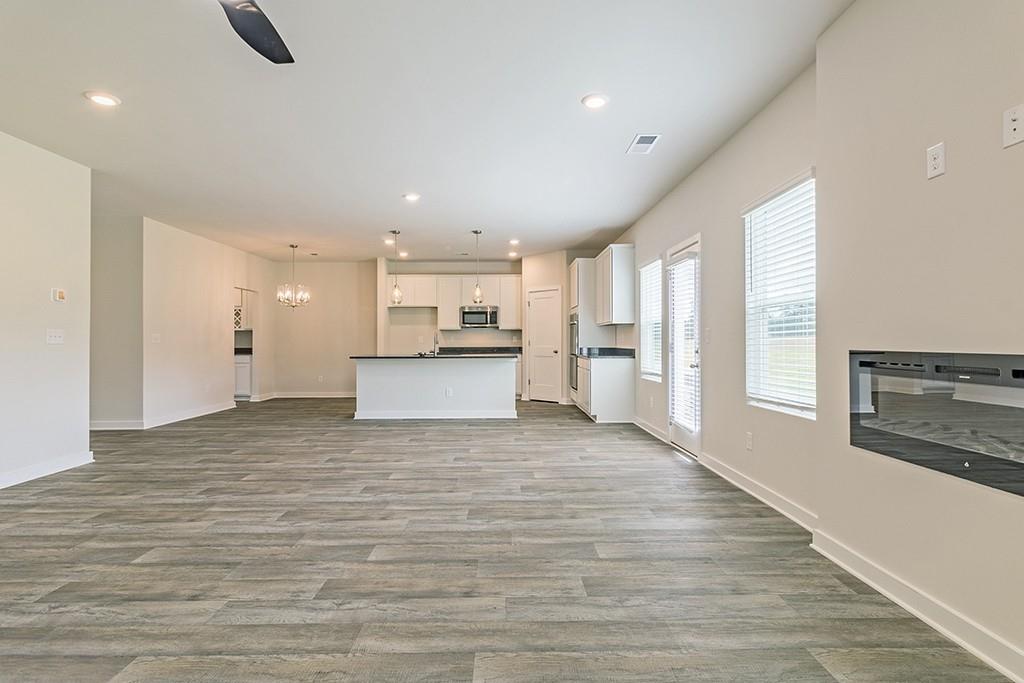 330 Jarrett Street Fairburn, GA 30213 - Photo 7 of 22