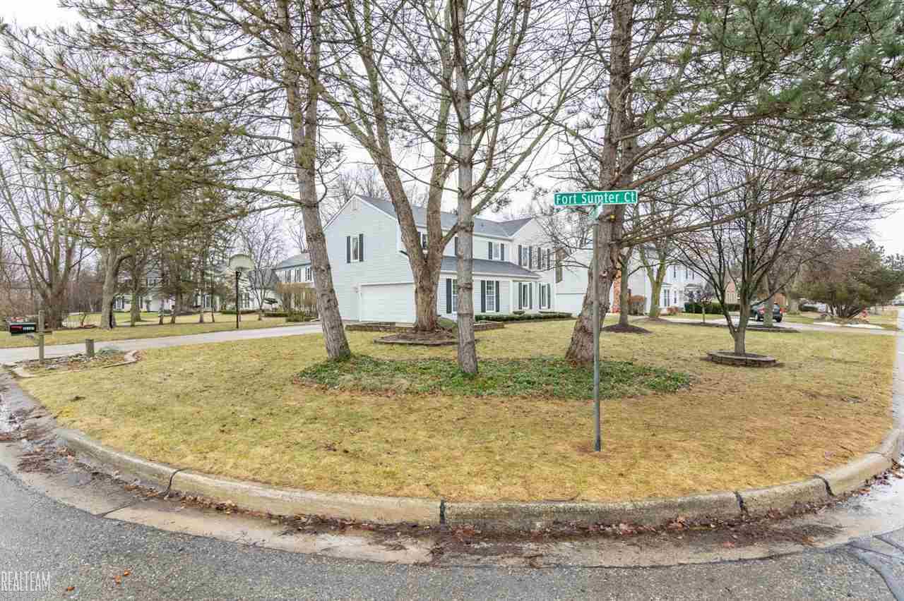 36197 Fredericksburg Road Farmington Hills, MI 48331 - Photo 37 of 40