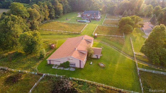 10390 Reese Road Clarkston, MI 48348 - Photo 3 of 28