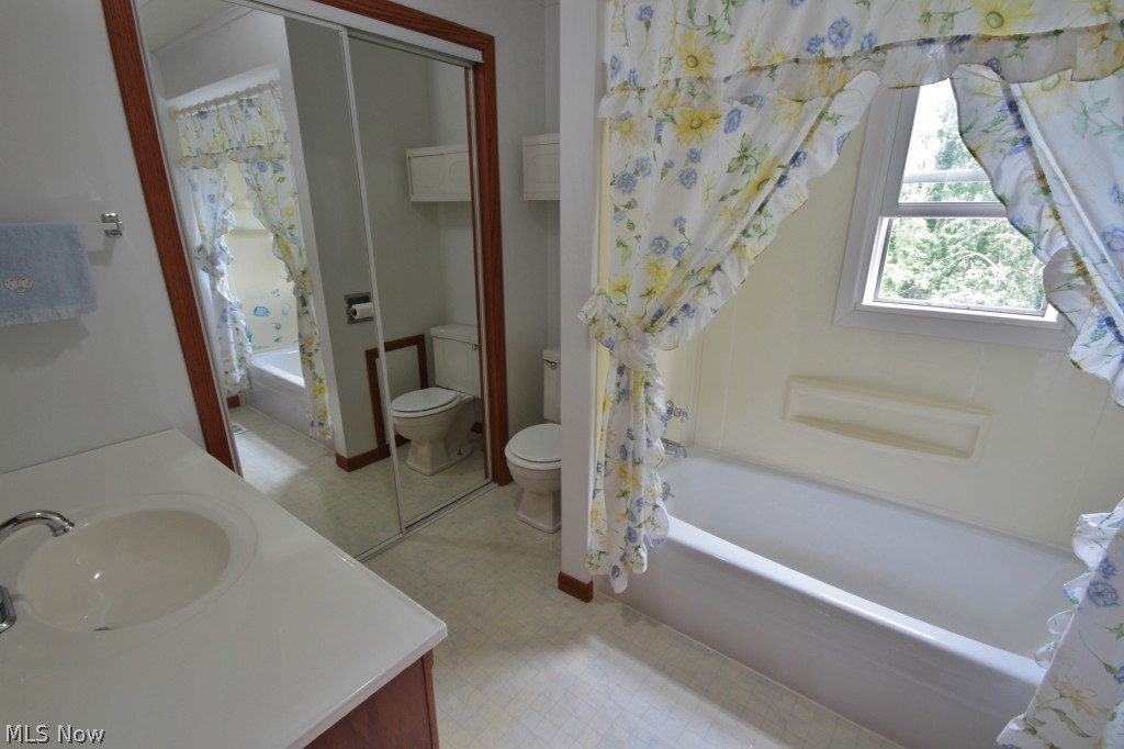 2620 Ridge Road Zanesville, OH 43701 - Photo 8 of 21