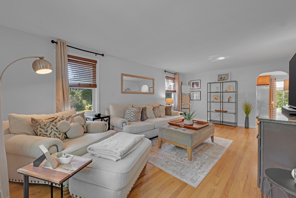 25 Pullard Road Grafton, MA 01519 - Photo 2 of 39 Gallery Image 2