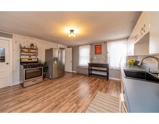 102 Main Street Russell, MA 01071 - Photo 7 of 21 Gallery Image 7