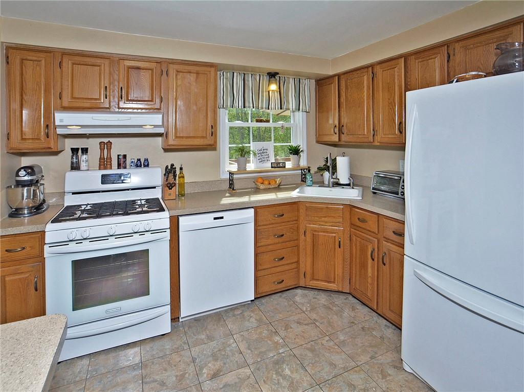 2138 Ramsey Road Monroeville, PA 15146 - Photo 3 of 25 Gallery Image 3