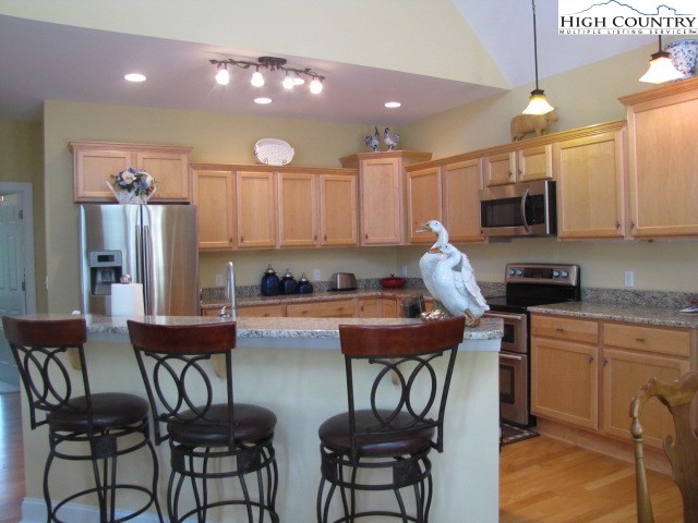 114 Rabbit Run Banner Elk, NC 28604 - Photo 16 of 46 Gallery Image 16