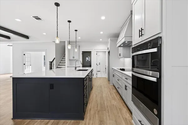 $575,000 | 114 Castlewood Road, Enchanted Oaks, TX 75156