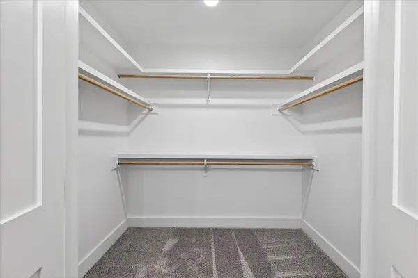 $575,000 | 114 Castlewood Road, Enchanted Oaks, TX 75156