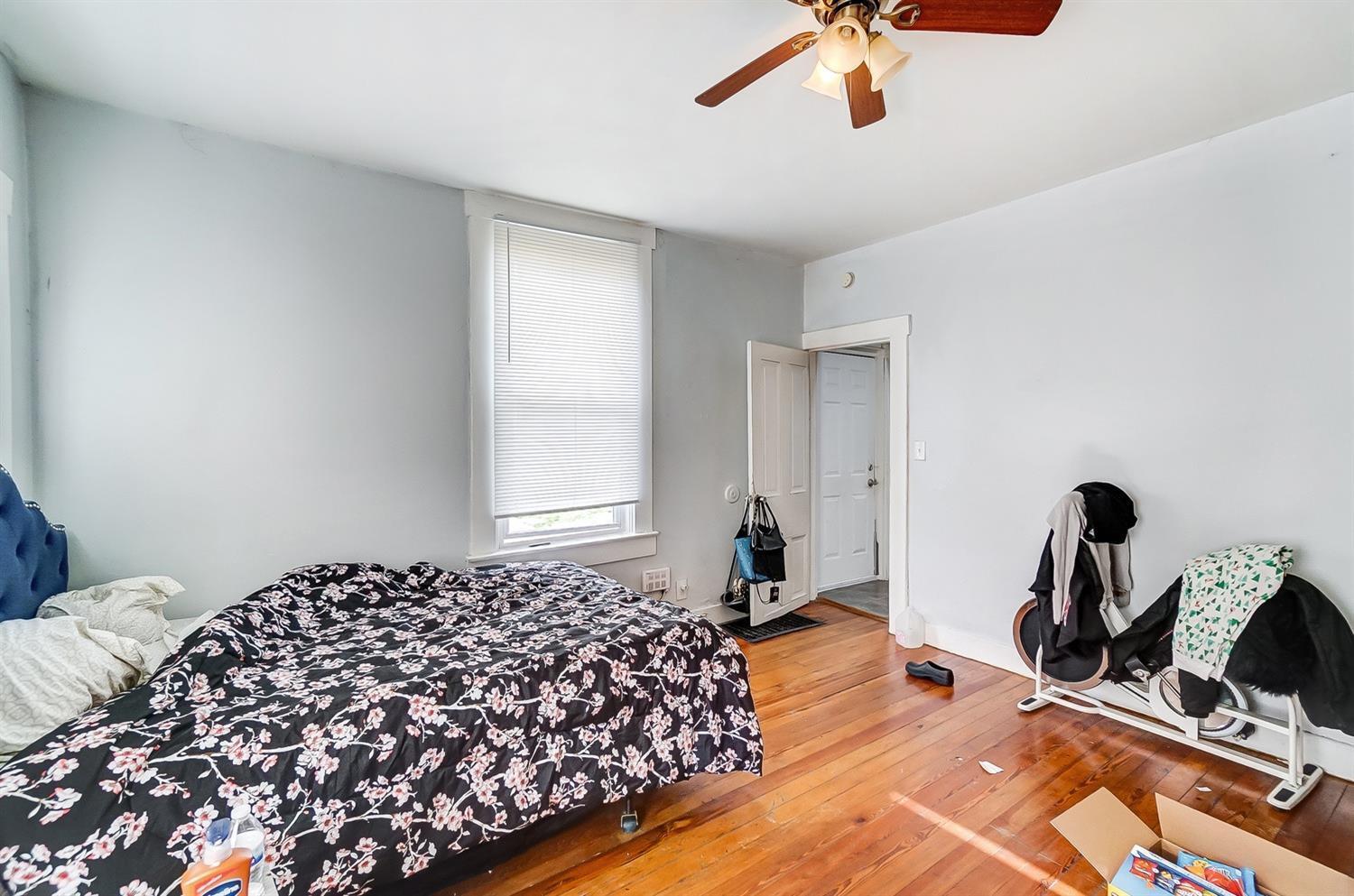 3126 River Road Cincinnati, OH 45204 - Photo 17 of 36