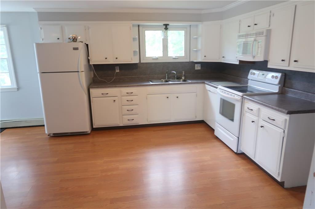 173 Wiscasset Road Pittston, ME 04345 - Photo 6 of 17 Photo